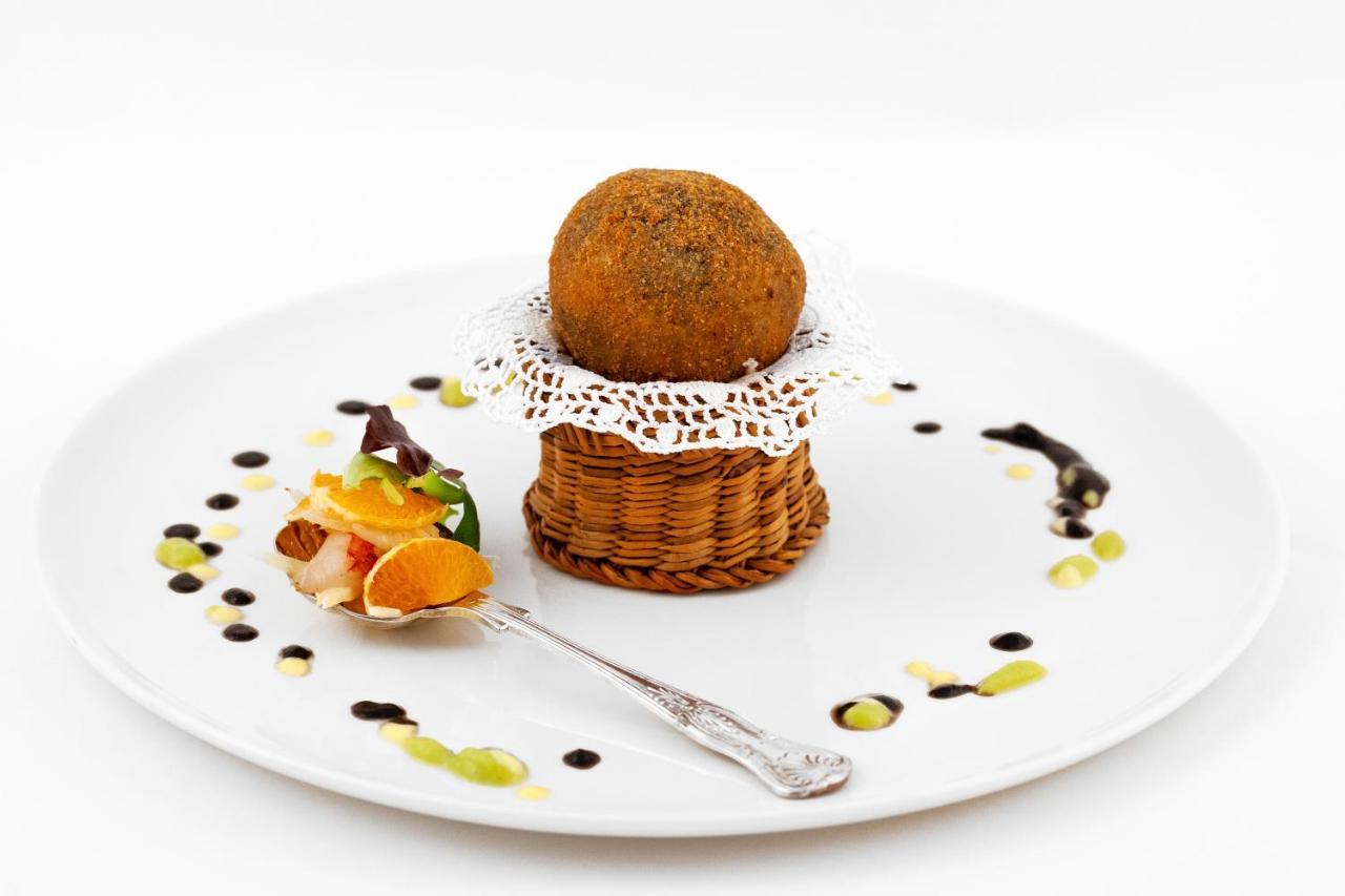 Relais Briuccia E Ristorante Capitolo Primo Otel Montallegro Dış mekan fotoğraf